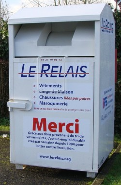 Point relais recyclage fashion vetements